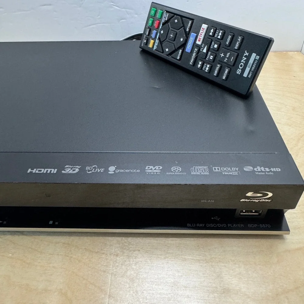 Sony BDP-S570 Blu-ray Disc Player 3D Built-in Wi-Fi WLAN Black with Remote